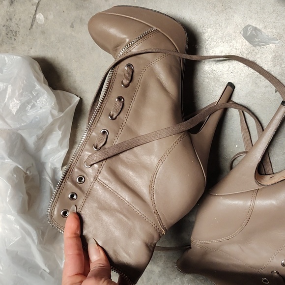 Kardashian Bebe ankle boot - Picture 11 of 13